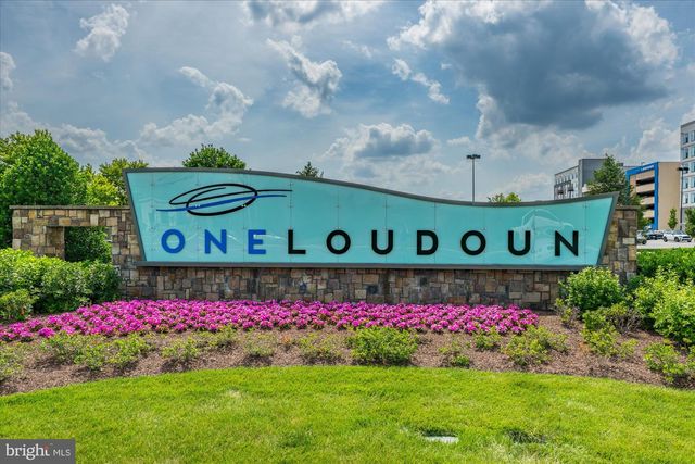 20316 NEWFOUNDLAND SQ, Ashburn, VA 20147