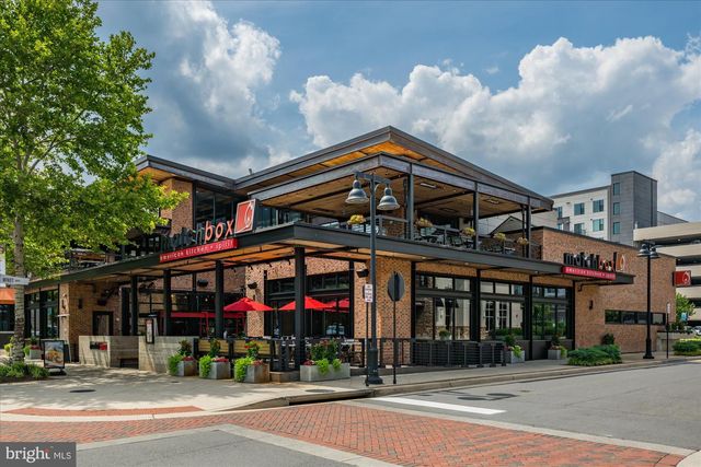 20316 NEWFOUNDLAND SQ, Ashburn, VA 20147
