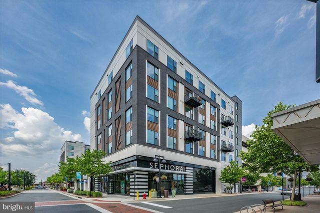 20316 NEWFOUNDLAND SQ, Ashburn, VA 20147