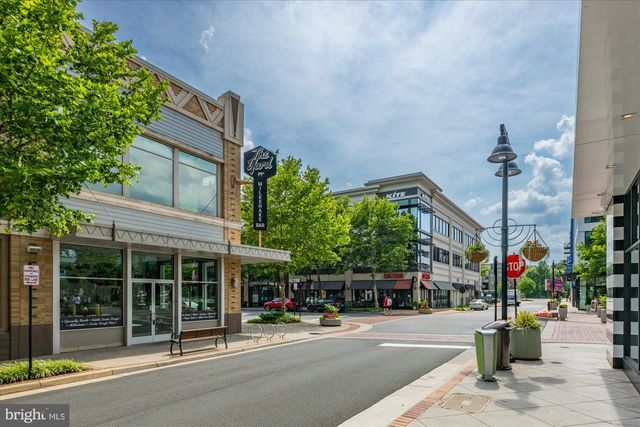 20316 NEWFOUNDLAND SQ, Ashburn, VA 20147