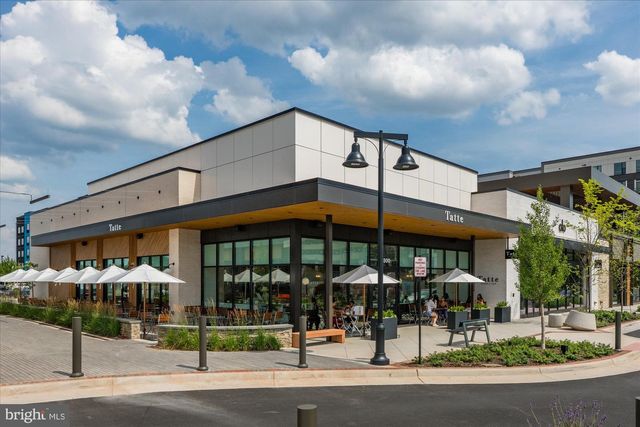 20316 NEWFOUNDLAND SQ, Ashburn, VA 20147