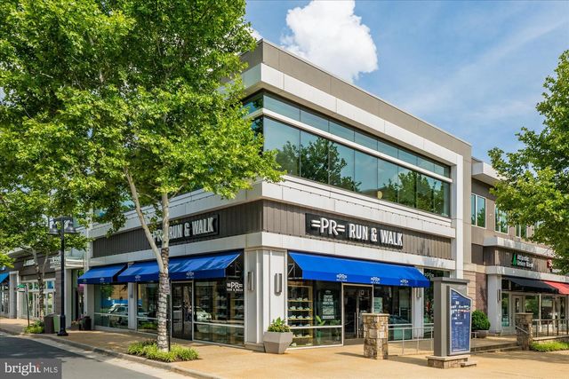 20316 NEWFOUNDLAND SQ, Ashburn, VA 20147