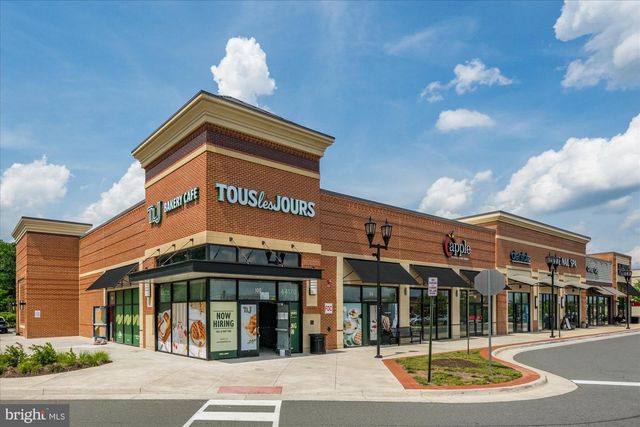 20316 NEWFOUNDLAND SQ, Ashburn, VA 20147