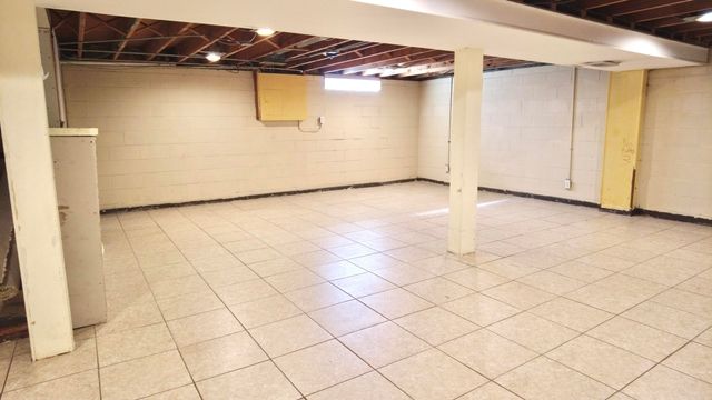 3318 Wirth Road, Highland, IN 46322