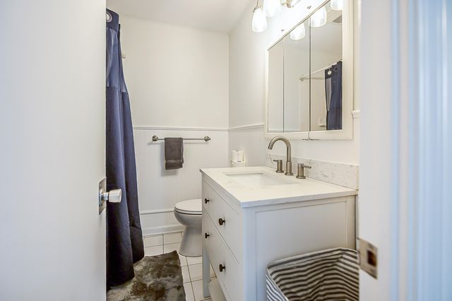 2133 N Circle Drive, Ann Arbor, MI 48103