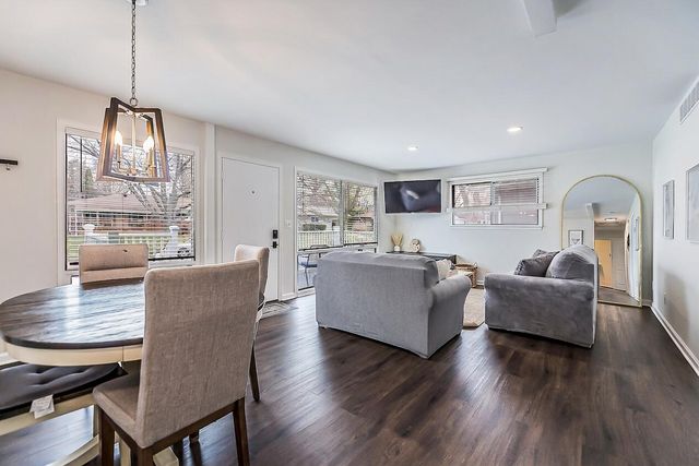 2133 N Circle Drive, Ann Arbor, MI 48103