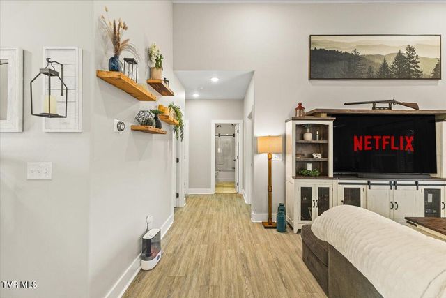 994 Boones Creek Road, Jonesborough, TN 37659