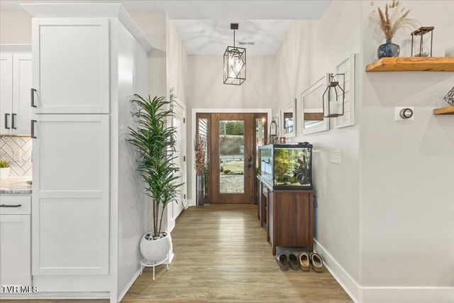 994 Boones Creek Road, Jonesborough, TN 37659