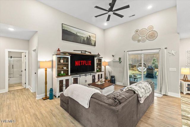 994 Boones Creek Road, Jonesborough, TN 37659