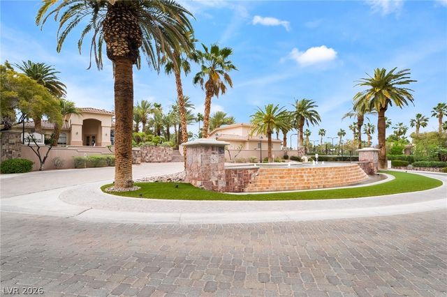 2050 West Warm Springs Road 224, Henderson, NV 89014