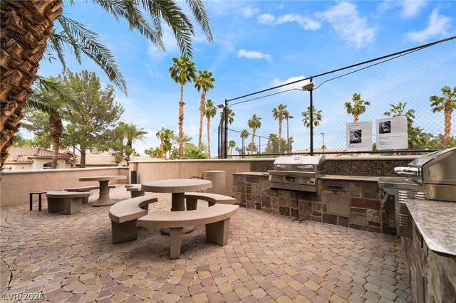 2050 West Warm Springs Road 224, Henderson, NV 89014