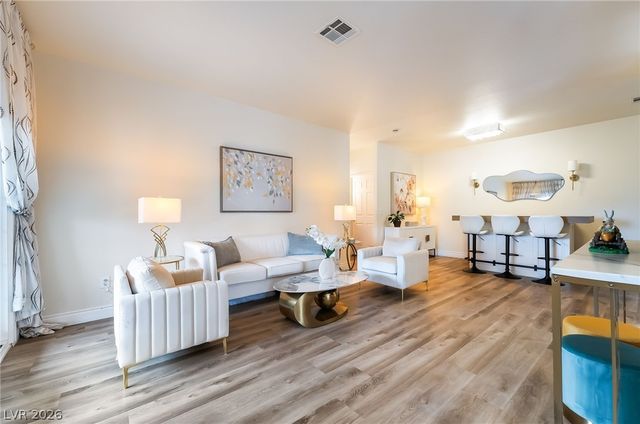 2050 West Warm Springs Road 224, Henderson, NV 89014