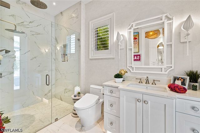 1850 Kingfish RD, Naples, FL 34102