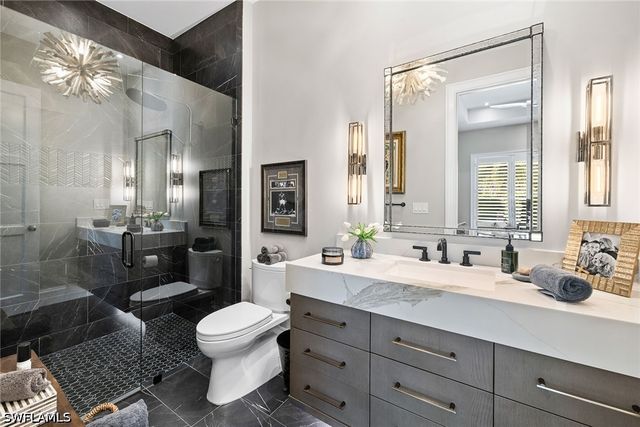 1850 Kingfish RD, Naples, FL 34102