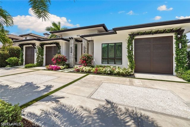 1850 Kingfish RD, Naples, FL 34102