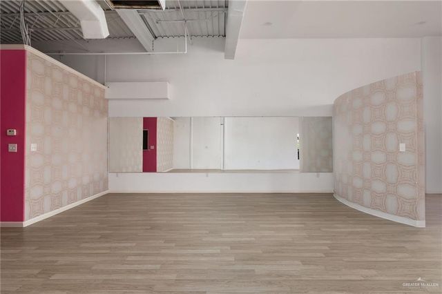 2801 W Expressway 83 Freeway 200, Mcallen, TX 78503