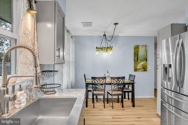 15 HOPE DRIVE, Boiling Springs, PA 17007