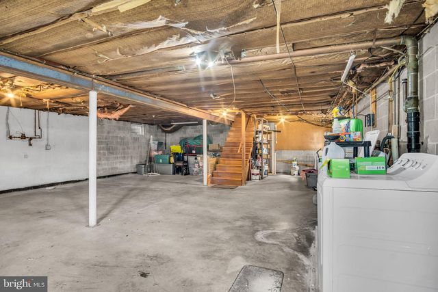 15 HOPE DRIVE, Boiling Springs, PA 17007