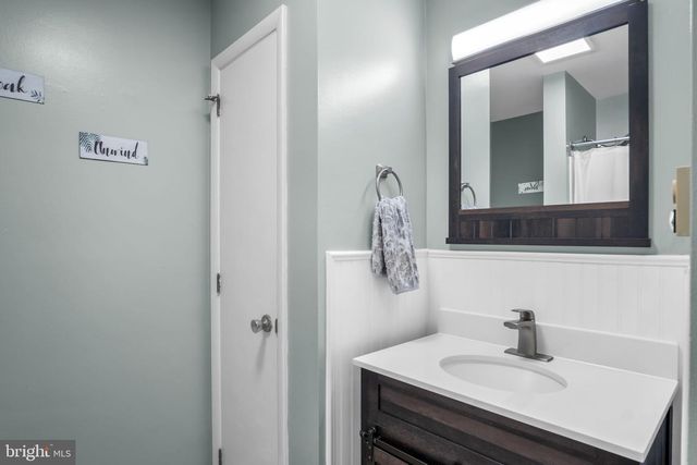 15 HOPE DRIVE, Boiling Springs, PA 17007