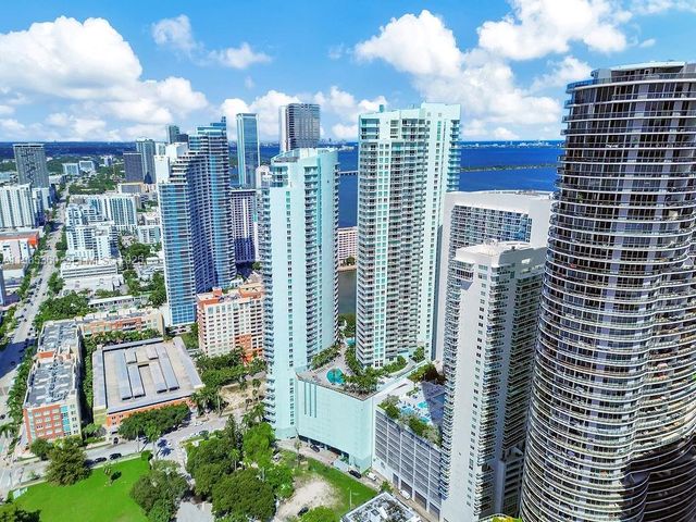1900 N Bayshore Dr 5103, Miami, FL 33132