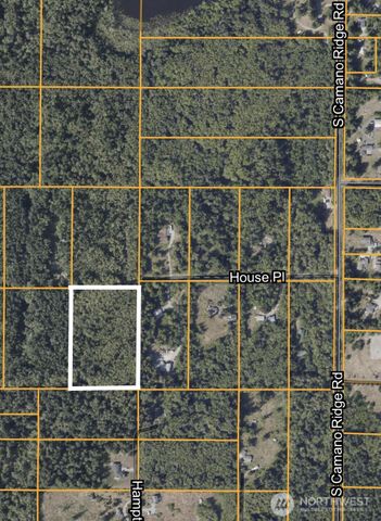 400 House Place, Camano Island, WA 98282