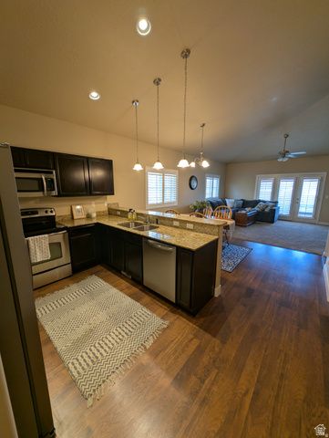 2326 W MACKAY LN, Taylorsville, UT 84129