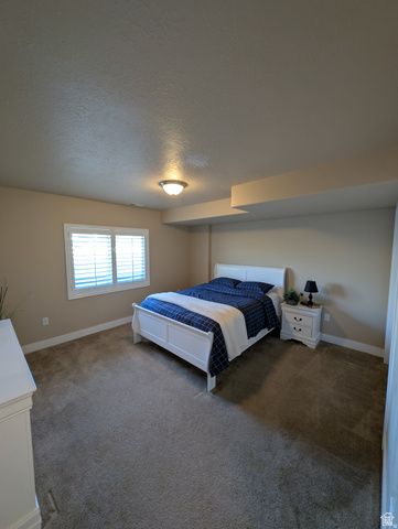 2326 W MACKAY LN, Taylorsville, UT 84129