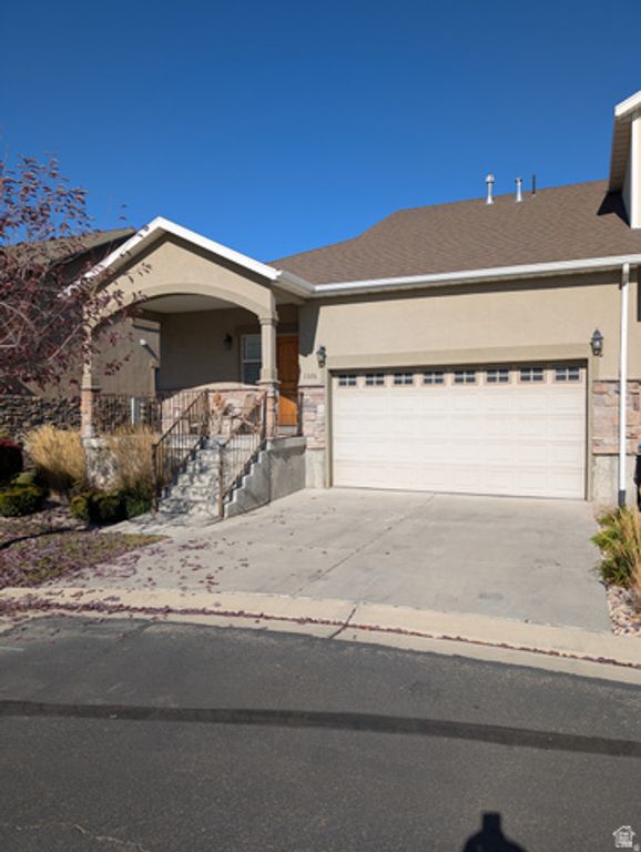 2326 W MACKAY LN, Taylorsville, UT 84129
