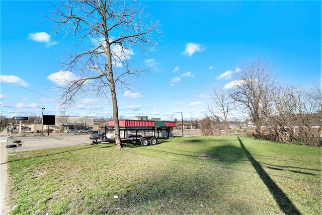 1813 S Westnedge Avenue, Kalamazoo, MI 49008