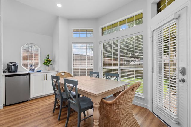 2236 Templeton Drive, Arlington, TX 76006
