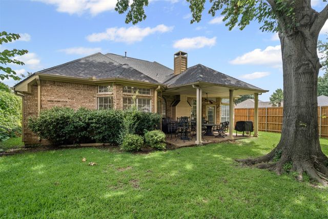 2236 Templeton Drive, Arlington, TX 76006