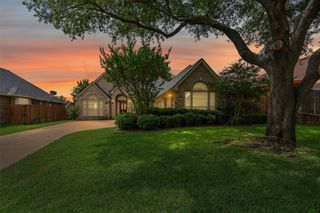 2236 Templeton Drive, Arlington, TX 76006