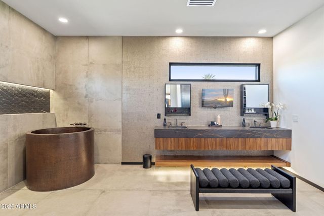 10829 N MILLER Road, Scottsdale, AZ 85260