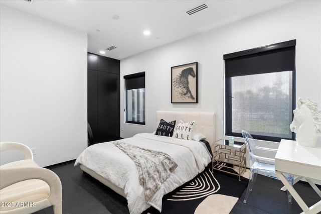 10829 N MILLER Road, Scottsdale, AZ 85260