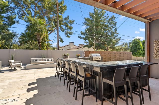 10829 N MILLER Road, Scottsdale, AZ 85260