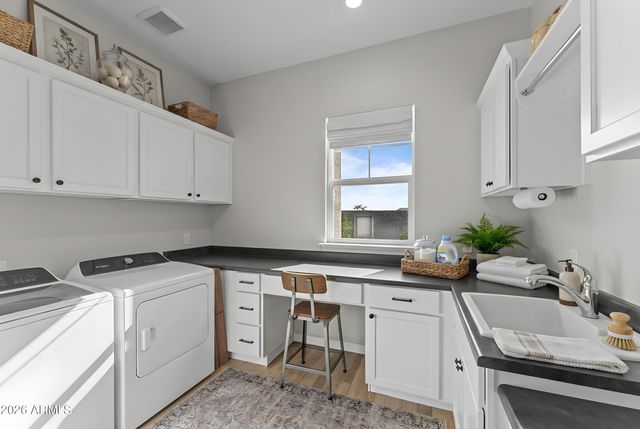 4307 GREENHORN Way, Wickenburg, AZ 85390