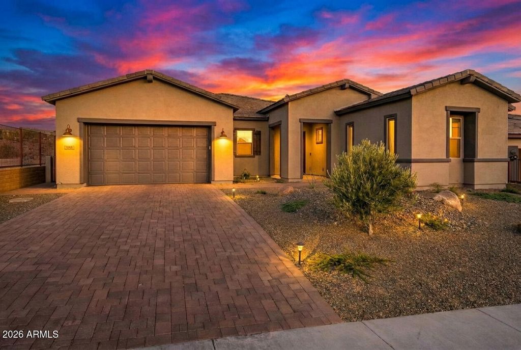 4307 GREENHORN Way, Wickenburg, AZ 85390