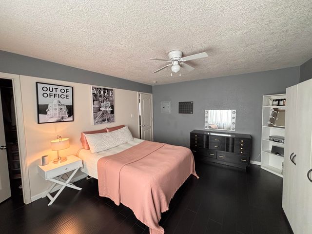 1901 Cortina Loop SE, Rio Rancho, NM 87124