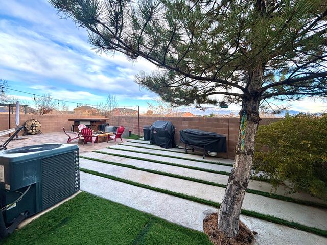 1901 Cortina Loop SE, Rio Rancho, NM 87124