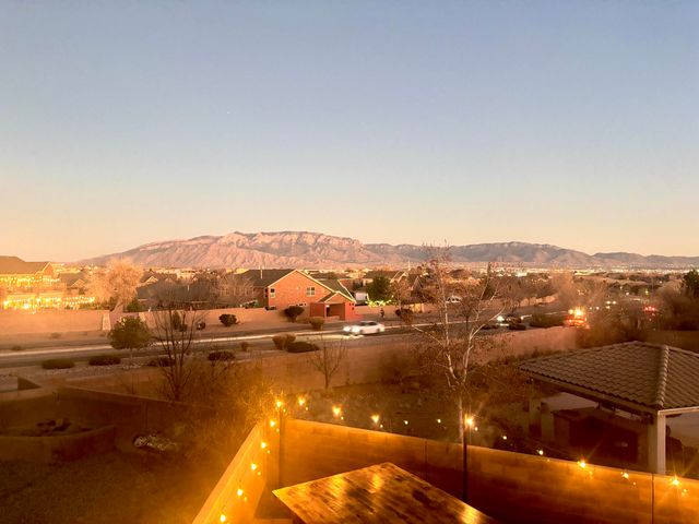 1901 Cortina Loop SE, Rio Rancho, NM 87124