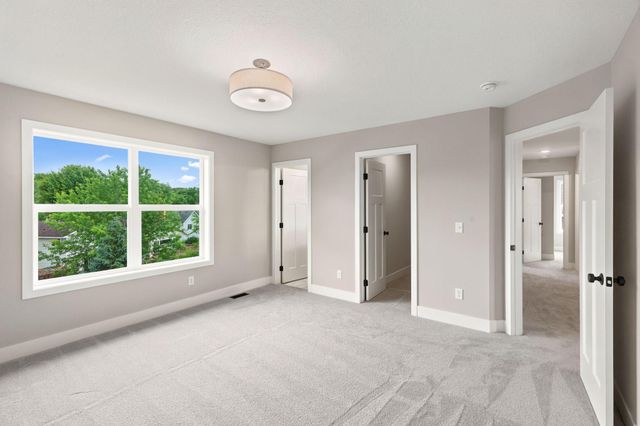 5872 Upper 179th Street W, Lakeville, MN 55044