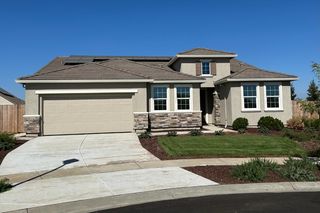 1319 Riverbend Ct, Plumas Lake, CA 95961