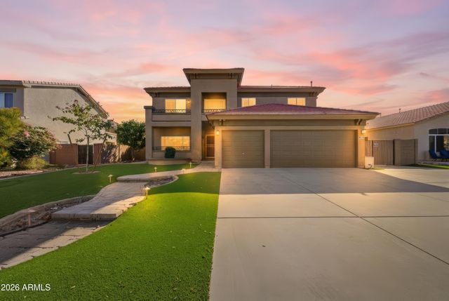 9741 W BLACK HILL Road, Peoria, AZ 85383