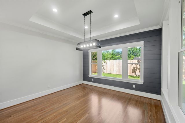 1859 Lynnview Drive, Houston, TX 77055