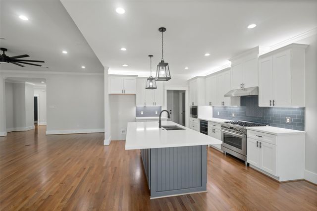 1859 Lynnview Drive, Houston, TX 77055