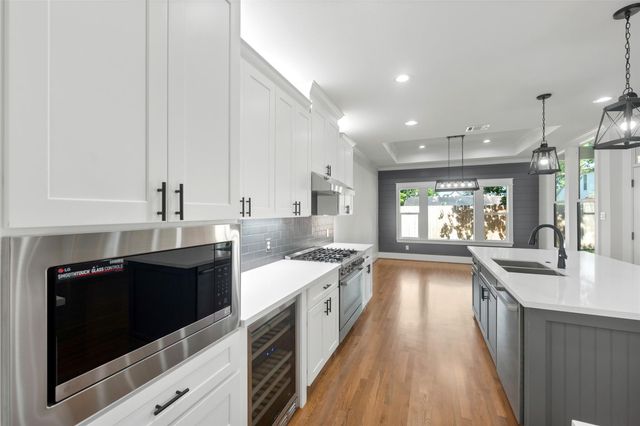 1859 Lynnview Drive, Houston, TX 77055
