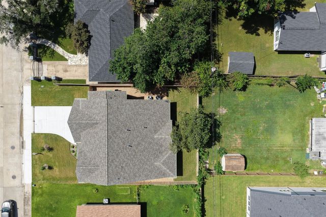 1859 Lynnview Drive, Houston, TX 77055