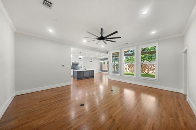 1859 Lynnview Drive, Houston, TX 77055