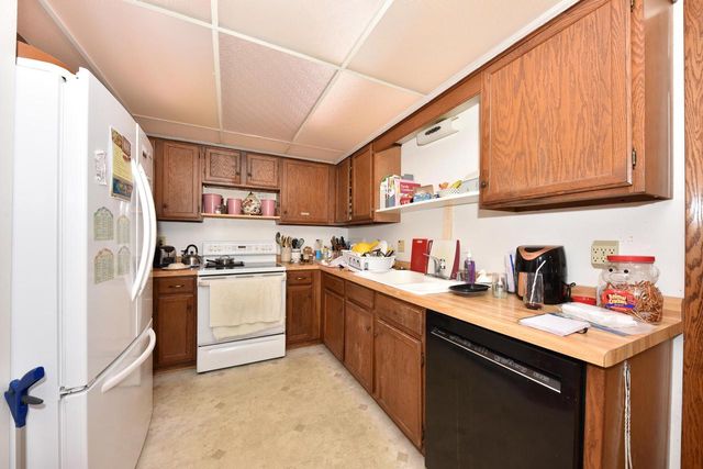 N101W15725 Council Bluffs DRIVE, Germantown, WI 53022