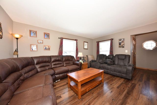 N101W15725 Council Bluffs DRIVE, Germantown, WI 53022